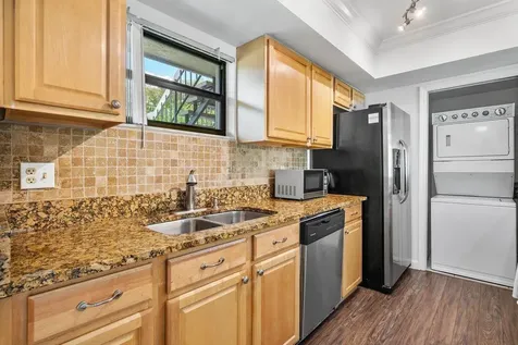 11863 Wimbledon Circle Wellington FL 33414
