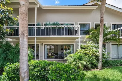 11863 Wimbledon Circle Wellington FL 33414