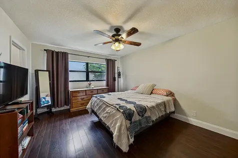 4413 NW 22nd Road Coconut Creek FL 33066