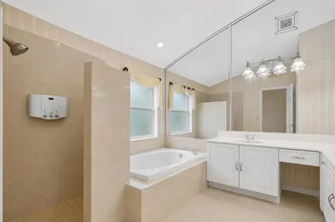 1059 Fairfax Circle W Boynton Beach FL 33436