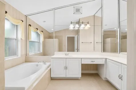 1059 Fairfax Circle W Boynton Beach FL 33436