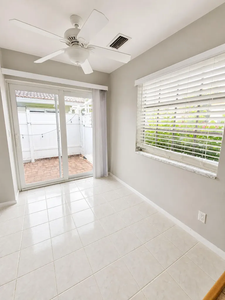 2120 NE 41st Street Lighthouse Point FL 33064
