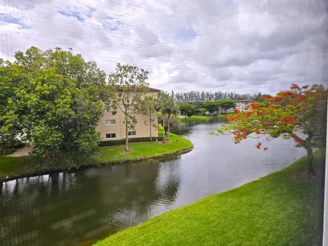 1802 Eleuthera Point Coconut Creek FL 33066