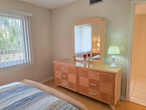 1802 Eleuthera Point Coconut Creek FL 33066