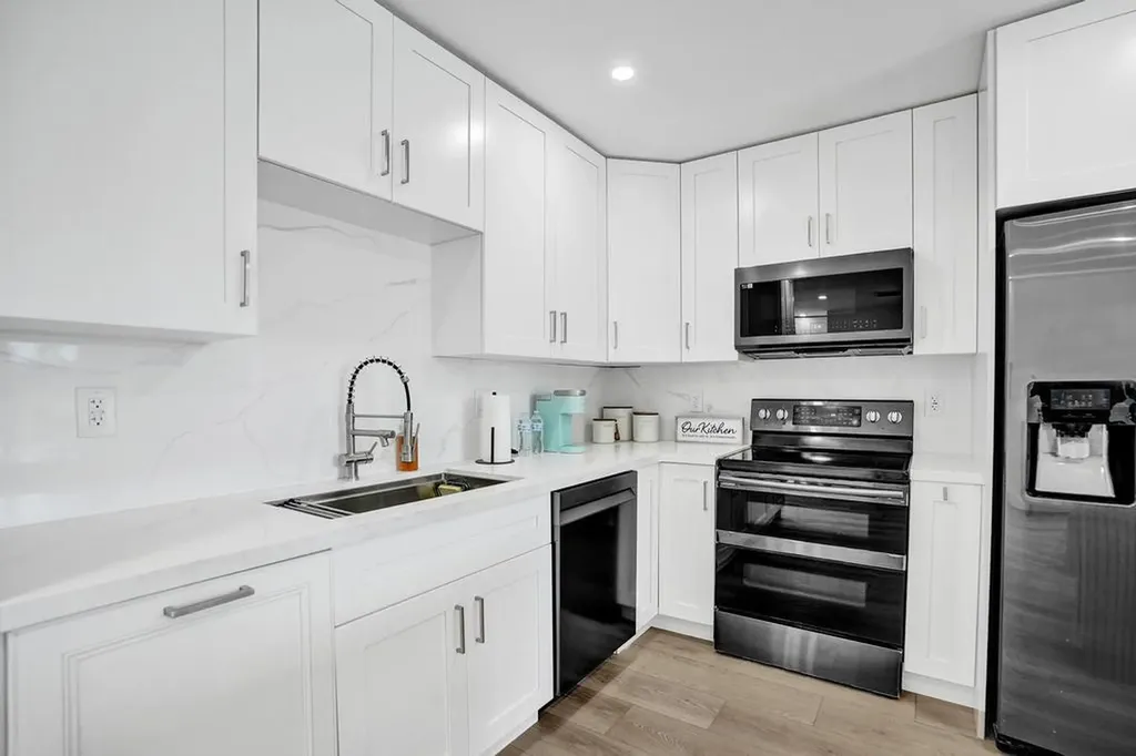 1001 SE 13th Court Deerfield Beach FL 33441