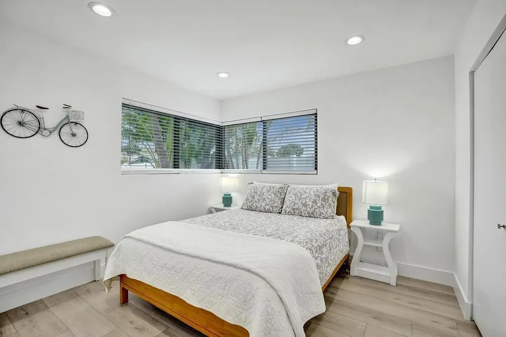 1001 SE 13th Court Deerfield Beach FL 33441
