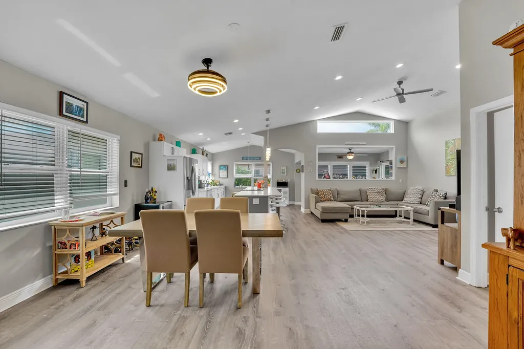 7917 Travlers Tree Drive Boca Raton FL 33433
