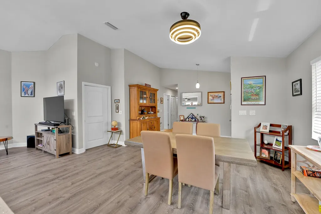 7917 Travlers Tree Drive Boca Raton FL 33433