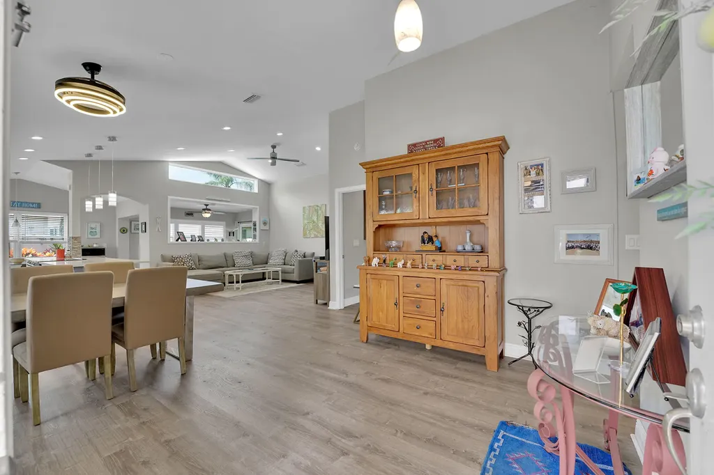 7917 Travlers Tree Drive Boca Raton FL 33433
