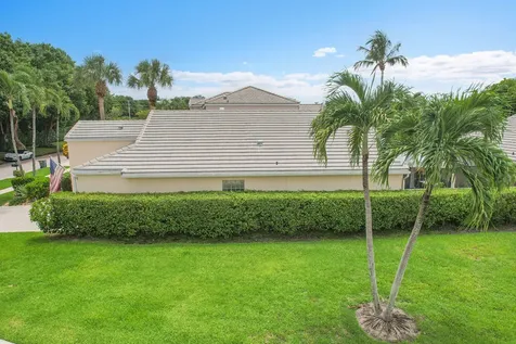 7917 Travlers Tree Drive Boca Raton FL 33433