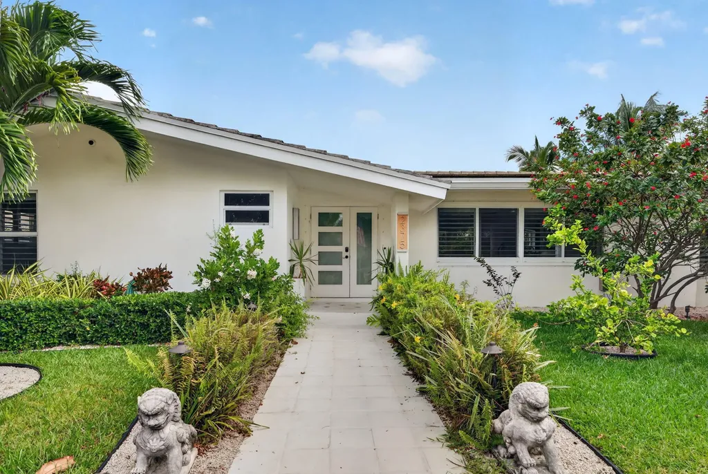 2375 SE 8th Street SE Pompano Beach FL 33062
