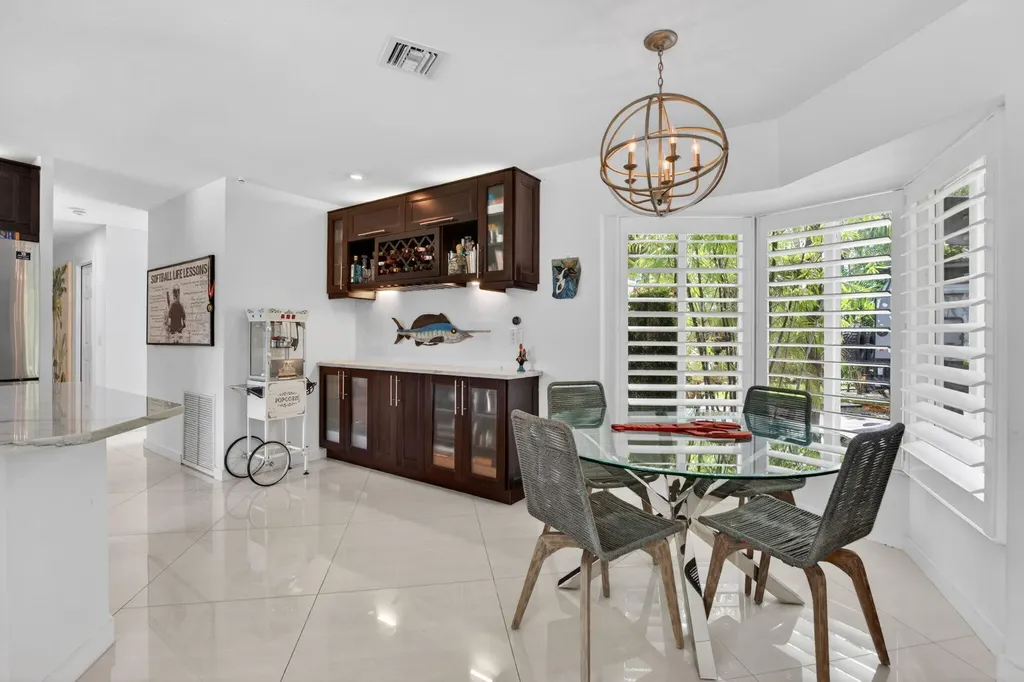 2375 SE 8th Street SE Pompano Beach FL 33062