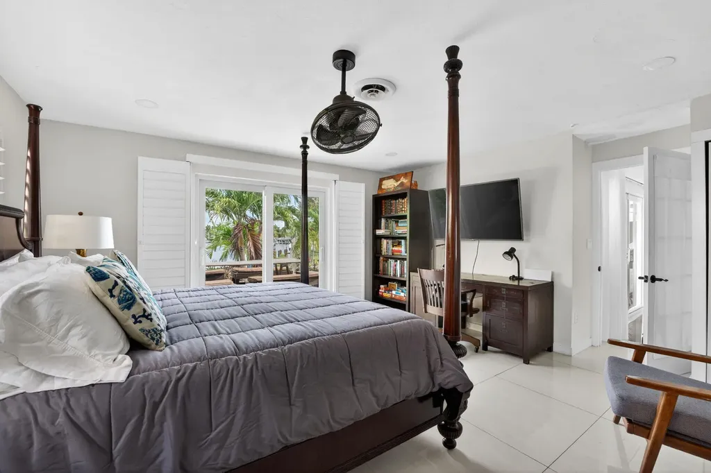 2375 SE 8th Street SE Pompano Beach FL 33062