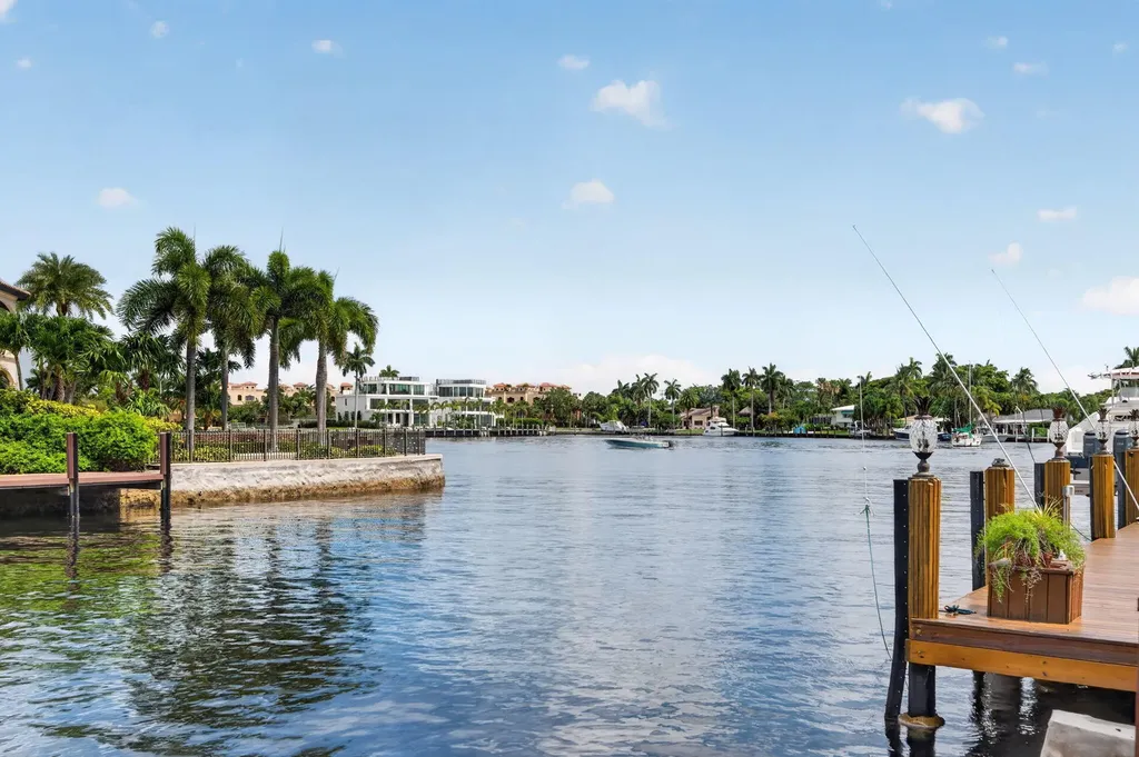 2375 SE 8th Street SE Pompano Beach FL 33062