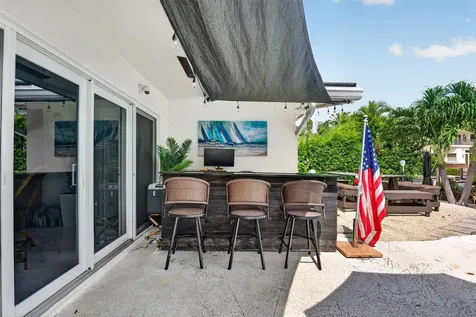 2375 SE 8th Street SE Pompano Beach FL 33062
