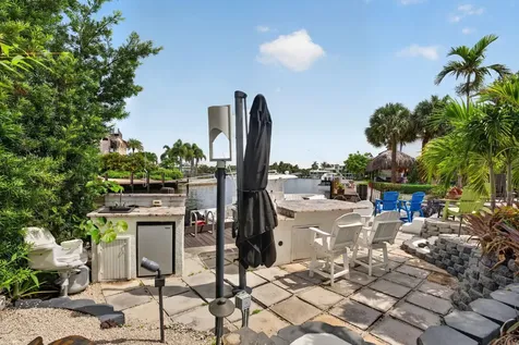 2375 SE 8th Street SE Pompano Beach FL 33062