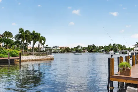 2375 SE 8th Street SE Pompano Beach FL 33062