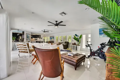 2375 SE 8th Street SE Pompano Beach FL 33062