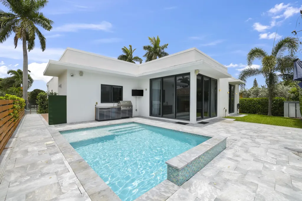 2620 SE 6th Street Pompano Beach FL 33062