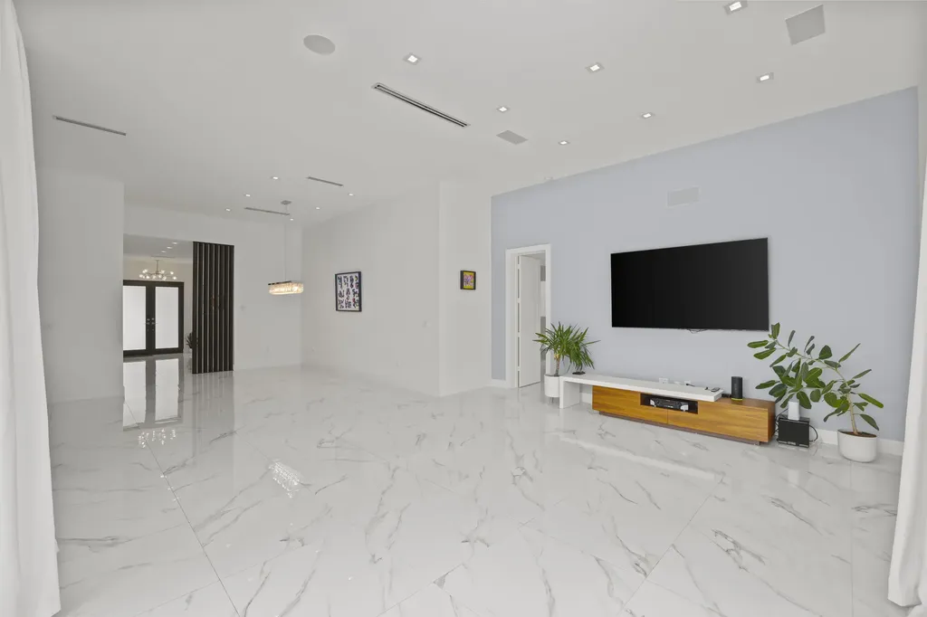 2620 SE 6th Street Pompano Beach FL 33062