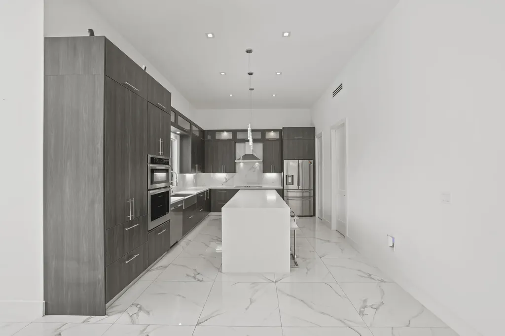 2620 SE 6th Street Pompano Beach FL 33062