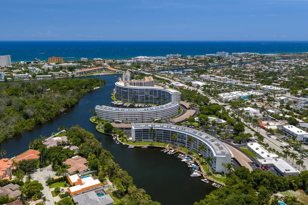 1319 E Hillsboro Boulevard Deerfield Beach FL 33441