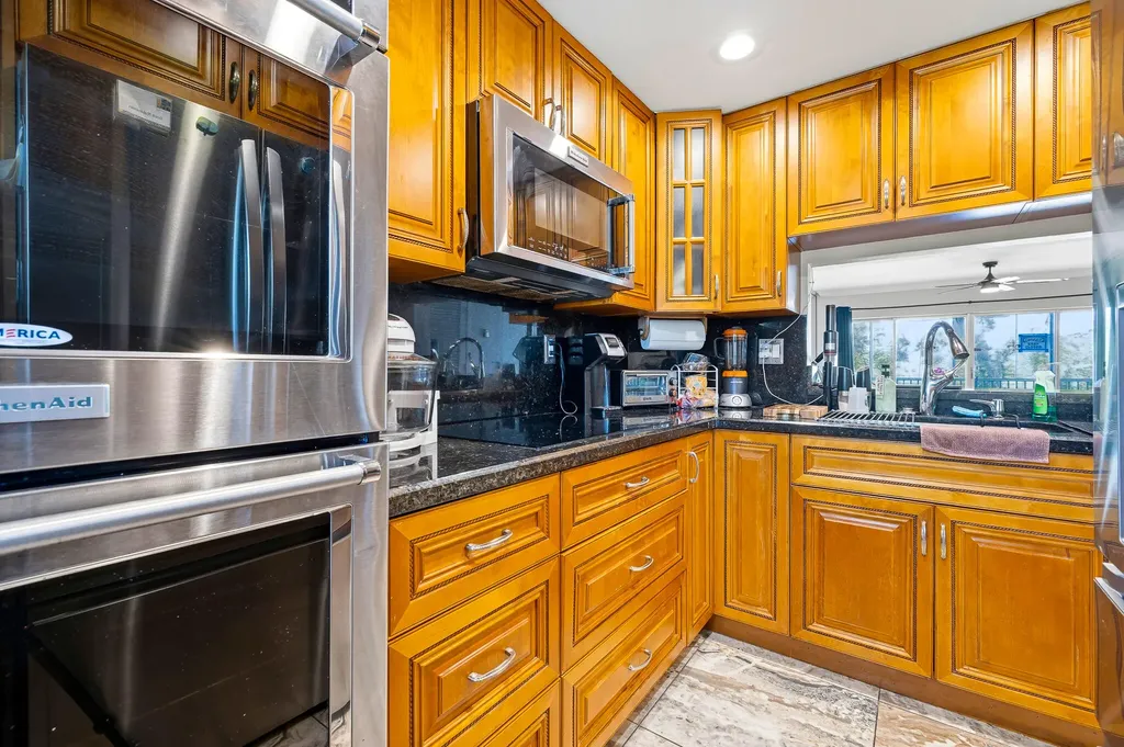 1319 E Hillsboro Boulevard Deerfield Beach FL 33441