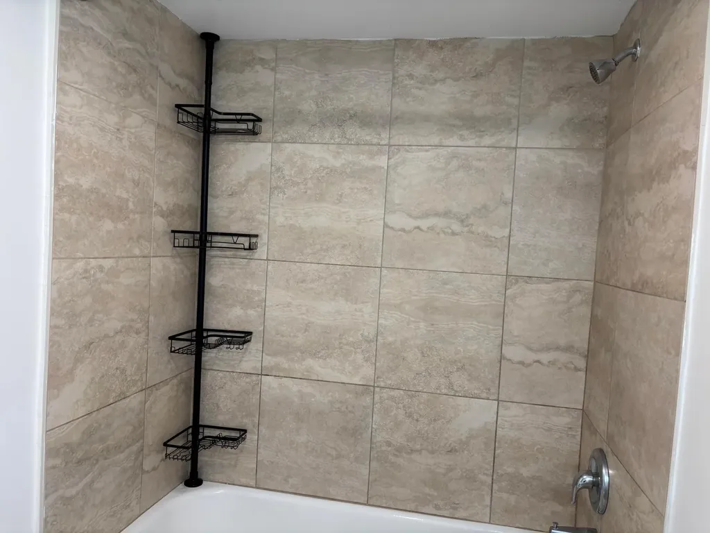 8051 S Colony Circle Tamarac FL 33321