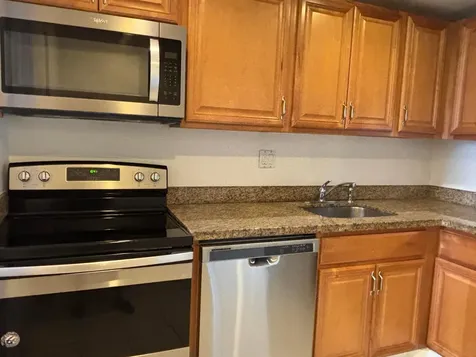 8051 S Colony Circle Tamarac FL 33321