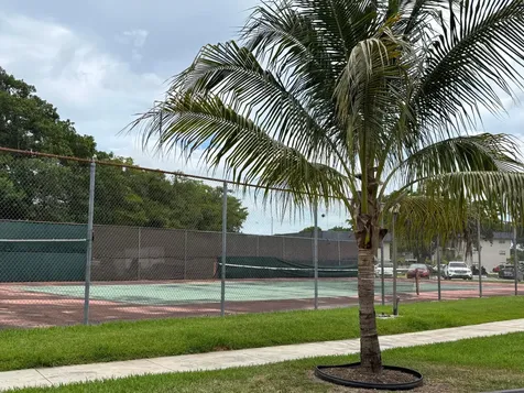 8051 S Colony Circle Tamarac FL 33321