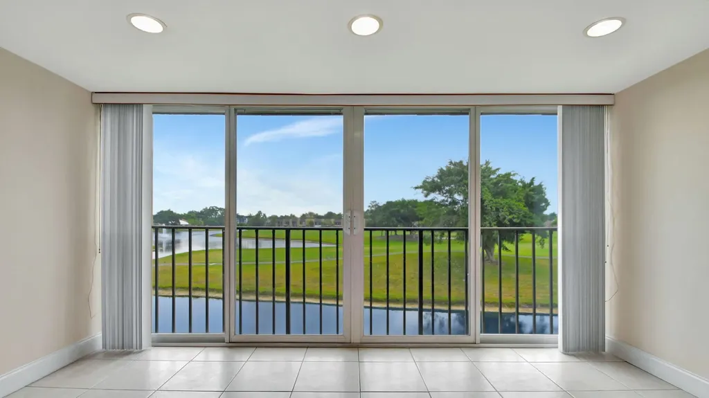 4539 Luxemburg Court Lake Worth FL 33467
