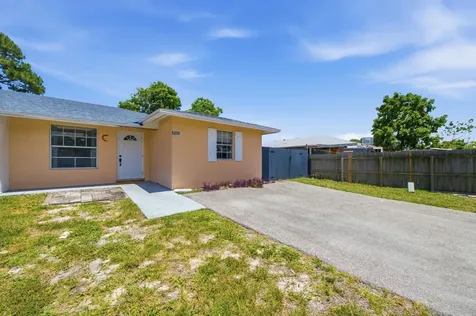 5256 Cannon Way West Palm Beach FL 33415