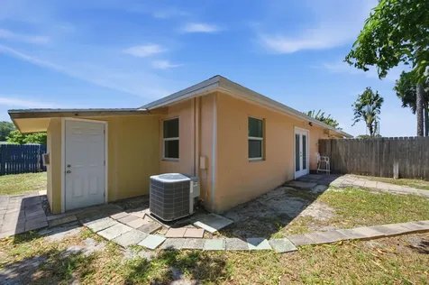 5256 Cannon Way West Palm Beach FL 33415