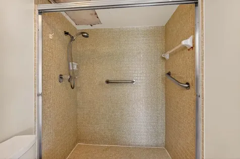 400 Diplomat Parkway Hallandale Beach FL 33009