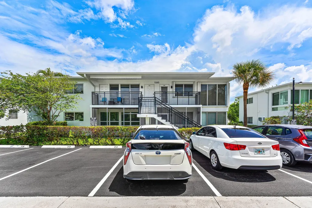 1045 SE 15th Street Fort Lauderdale FL 33316