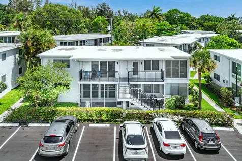 1045 SE 15th Street Fort Lauderdale FL 33316