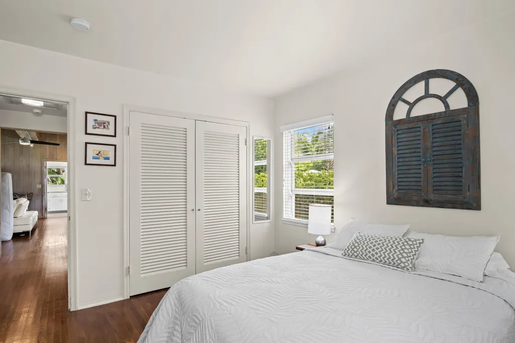 15 N Swinton Circle Delray Beach FL 33444