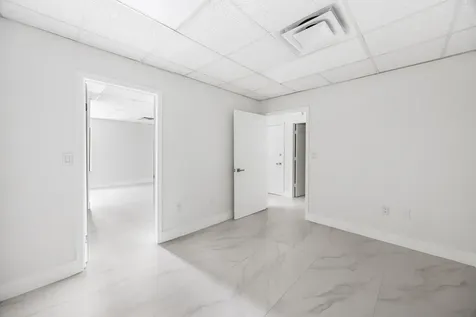 150 NW 70th Avenue Plantation FL 33317