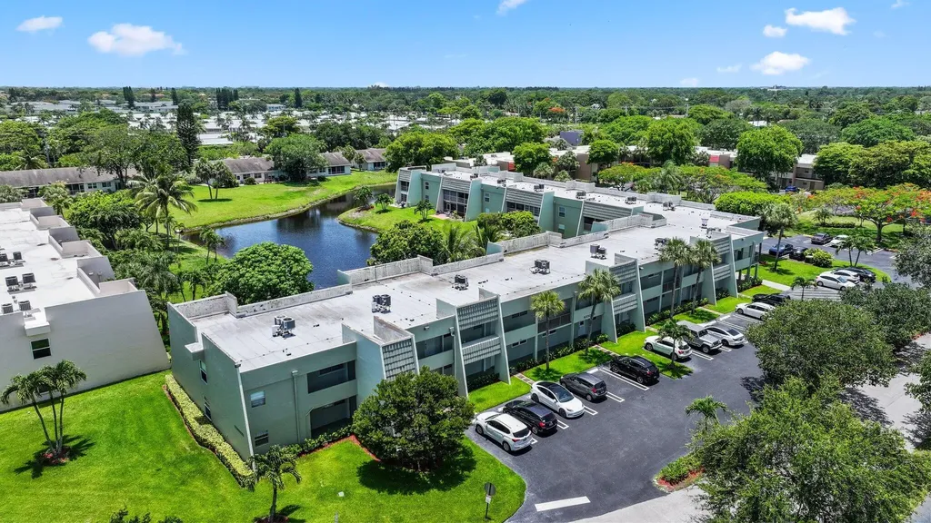 2700 Fiore Way Delray Beach FL 33445