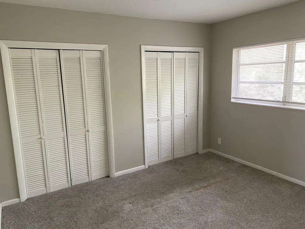 2303 S Federal Highway Boynton Beach FL 33435