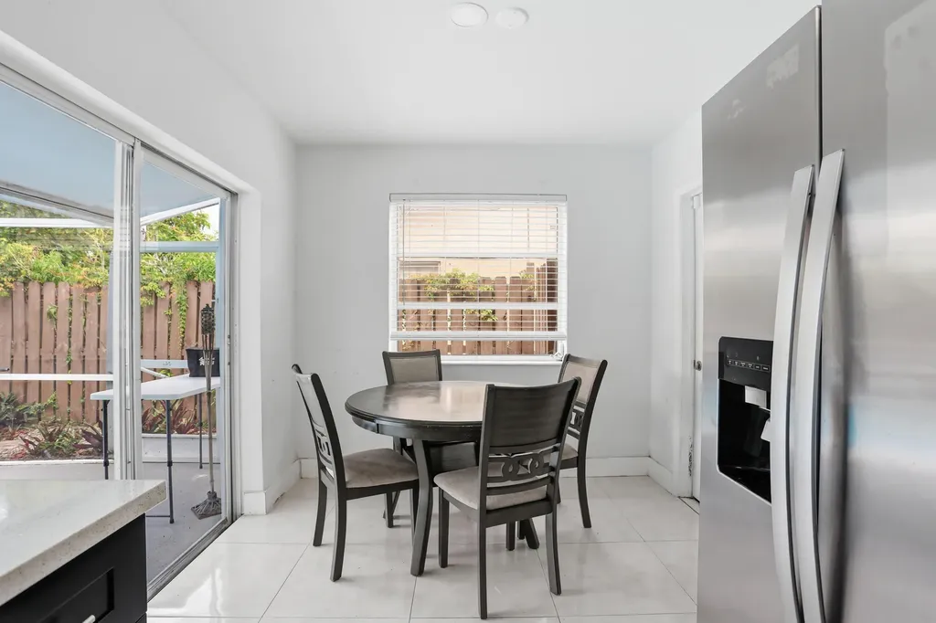 5940 NW 16th Street Sunrise FL 33313