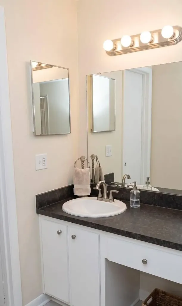 4437 Treehouse Lane Tamarac FL 33319