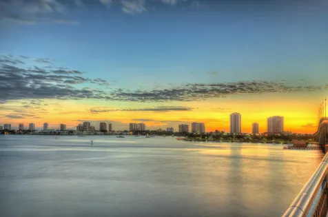 5440 N Ocean Avenue Riviera Beach FL 33404