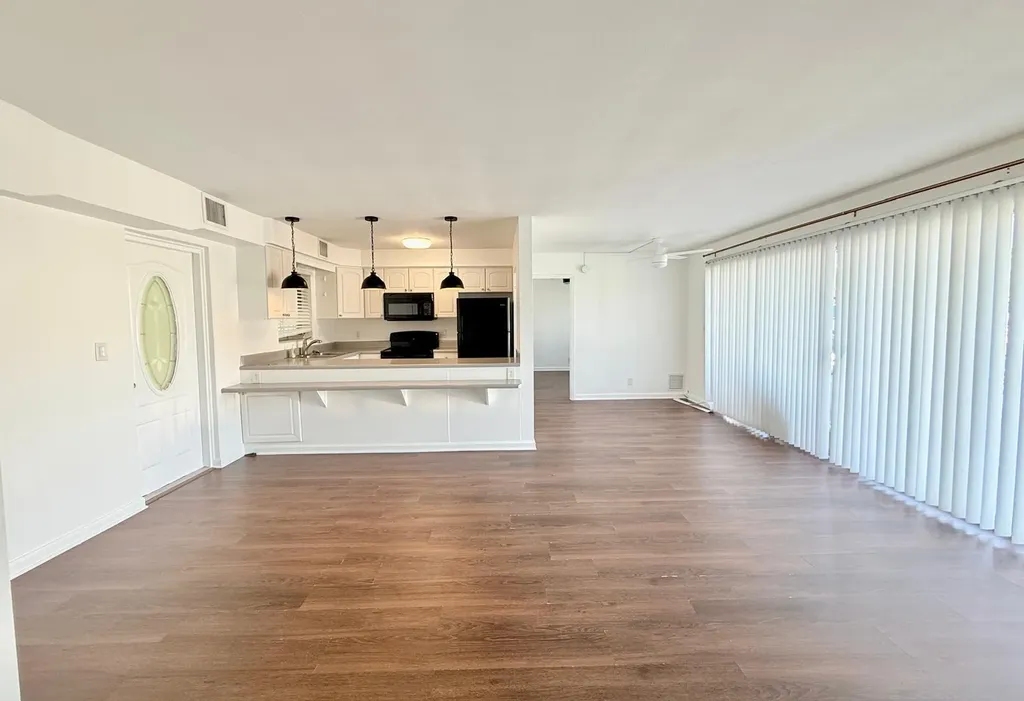 77 Hendricks Isle Fort Lauderdale FL 33301