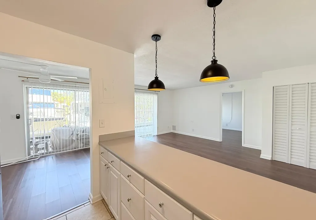 77 Hendricks Isle Fort Lauderdale FL 33301