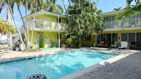 77 Hendricks Isle Fort Lauderdale FL 33301