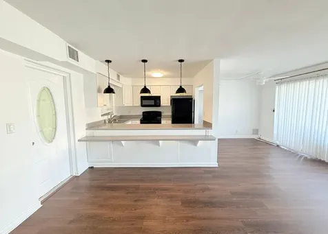 77 Hendricks Isle Fort Lauderdale FL 33301