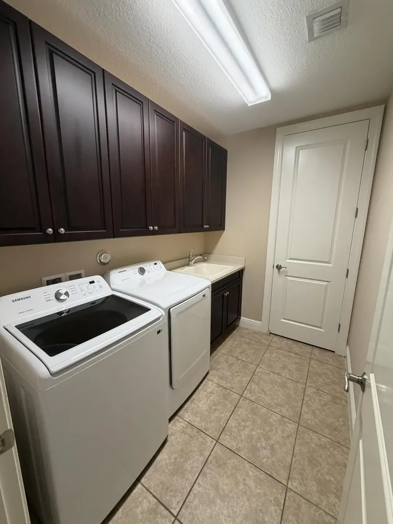 11170 NW 83 Manor Parkland FL 33076