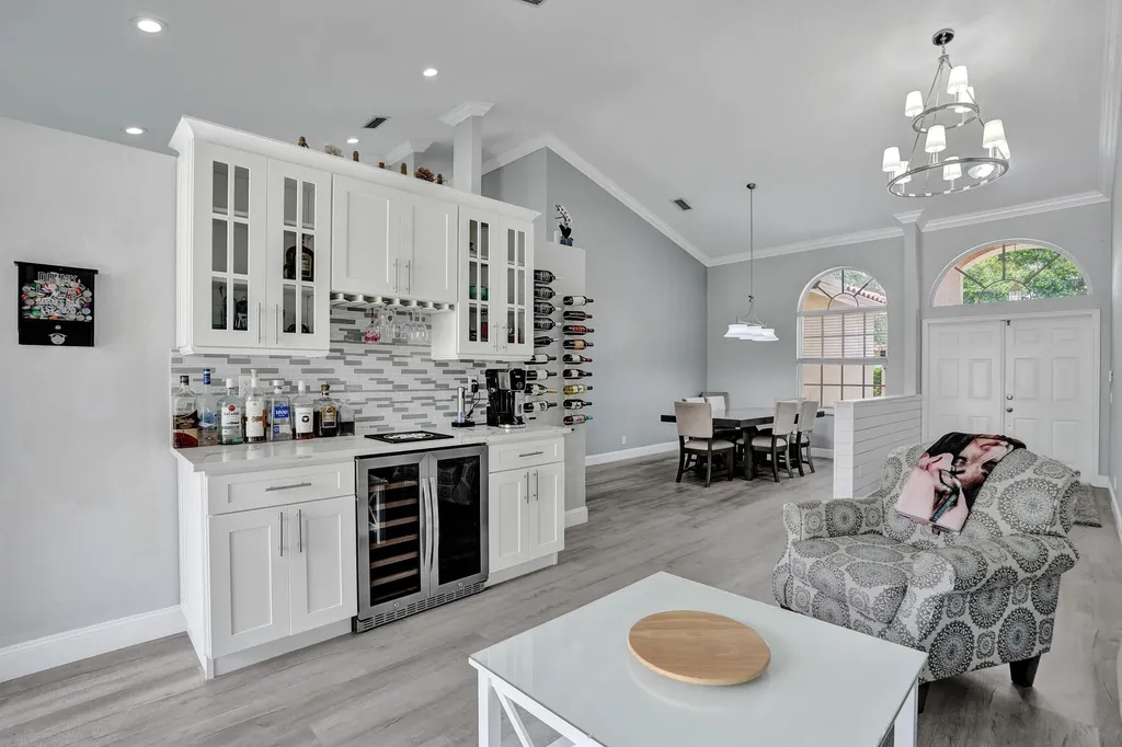 5351 NW 57th Terrace Coral Springs FL 33067