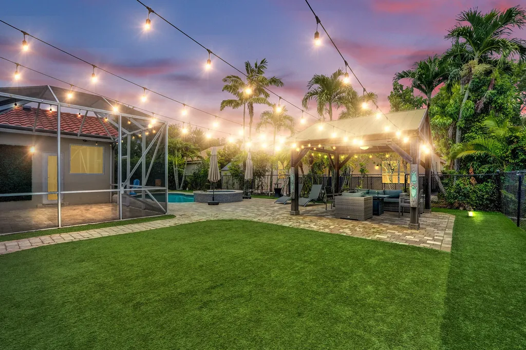5351 NW 57th Terrace Coral Springs FL 33067